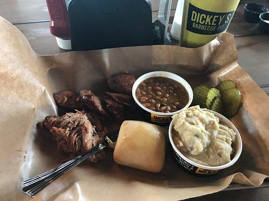 Dickey's Barbecue Pit