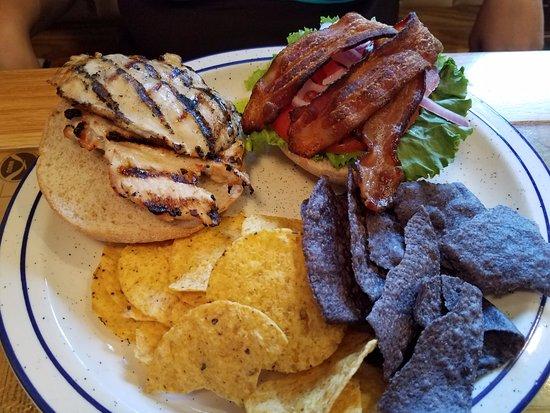 Good Harbor Grill