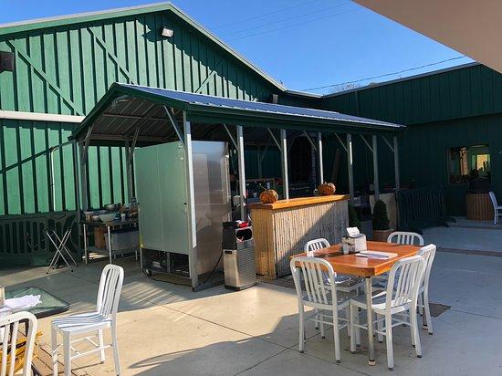 Lucky Dog Bar and Grille