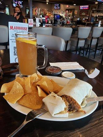 Madhouse Bar & Grill