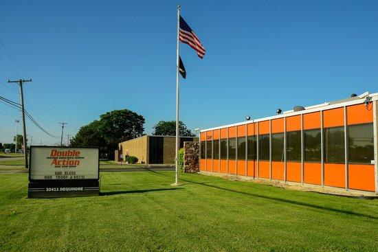 Double Action Indoor Shooting Center & Gun Shop