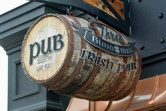 Three Blind Mice Irish Pub